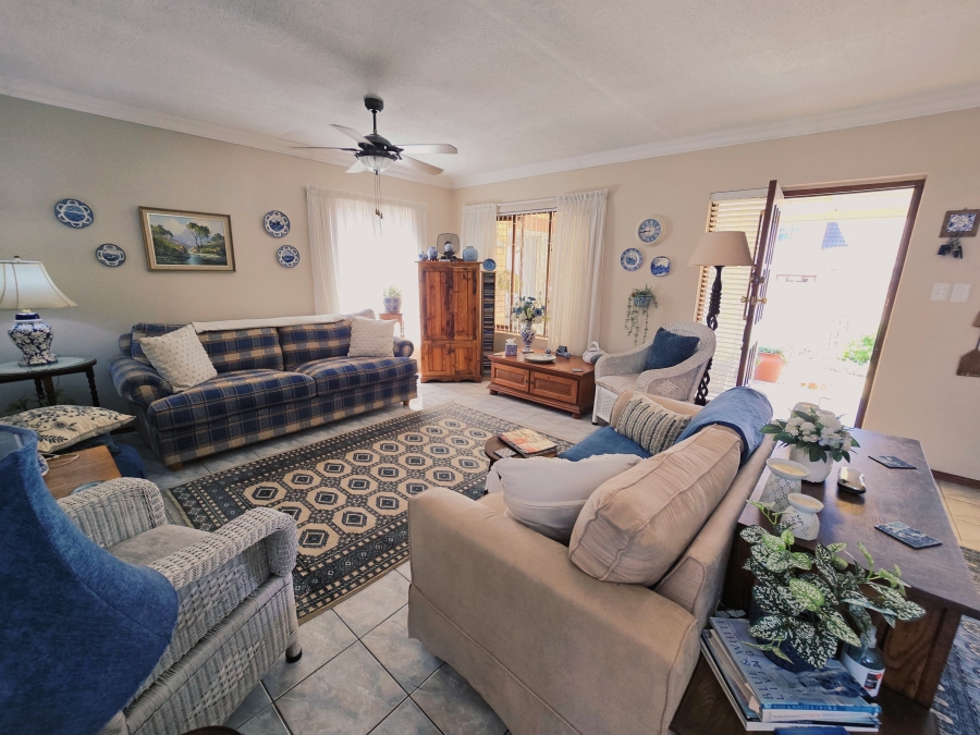 3 Bedroom Property for Sale in Dormehls Drift Western Cape